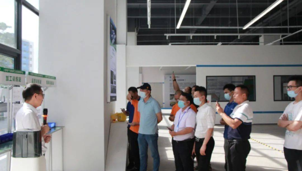 制造业数字化转型：OutSystems 与 PLC 设备数据交互实践,速发云资源网