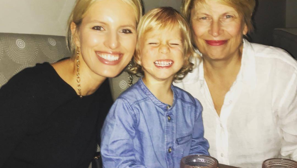 传奇世界手游复古版评测，原汁原味战法道,速发云资源网