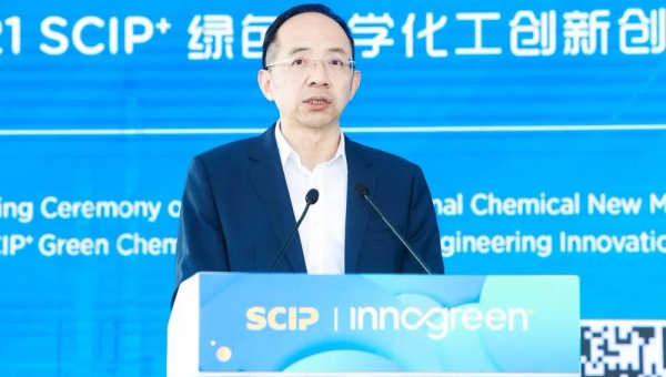 AI 大模型推动智能办公家具创新,速发云资源网